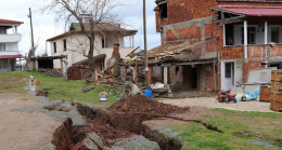 Deprem değil heyelan vurdu