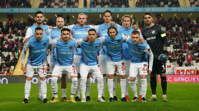 Ligden çekilme kararı alan Gaziantep FK’da 10 futbolcu gönderildi – Son Dakika Spor Haberleri