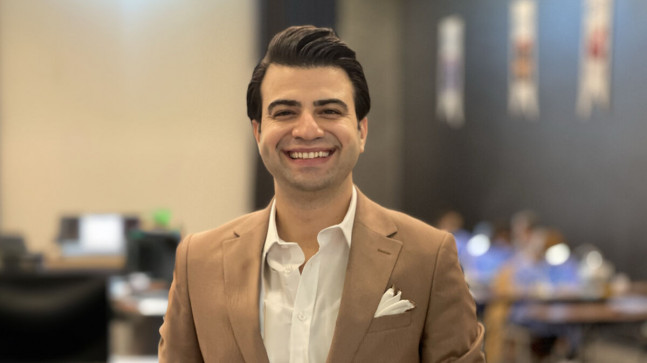 Diş Hekimi Gökhan Atakan kimdir?