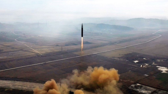 Kuzey Kore balistik füze fırlattı – Son Dakika Dünya Haberleri