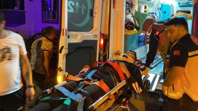 Karabük’te otomobile çarpan motosikletli yaralandı 
