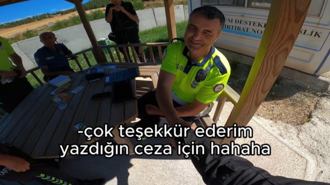 Samsun’da polisten motorcu gence teselli öpücüğü