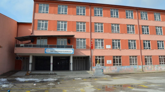Aksaray’da 3 okula ‘deprem riski’ tahliyesi – Son Dakika Türkiye Haberleri
