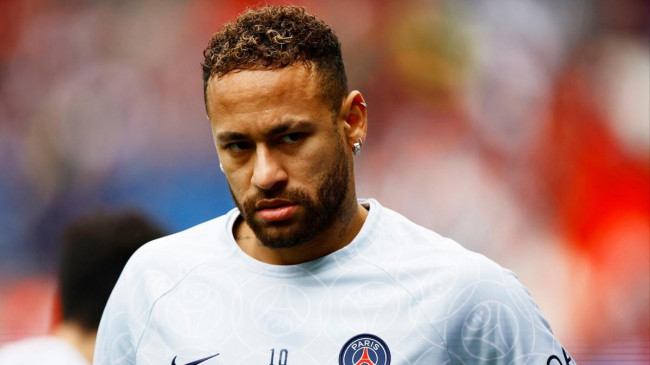 PSG’de Neymar sezonu kapattı