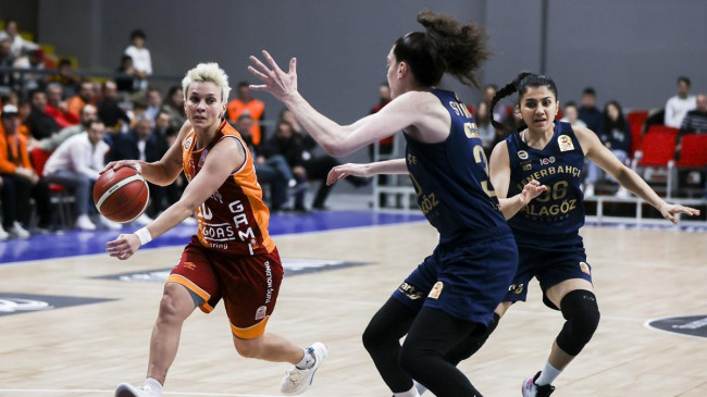 Derbide Fenerbahe, Galatasaray’ yendi