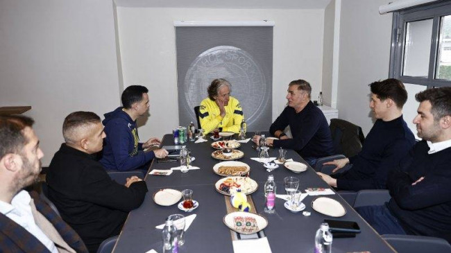 Stefan Kuntz, Jorge Jesus ile bir araya geldi