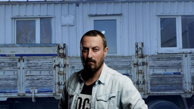 Onur Saylak’ın babası ve kardeşi yaptıkları konteyneri deprem bölgesine gönderdi – Son Dakika Magazin Haberleri