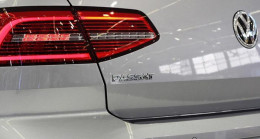 Bir dönem daha sona erdi! Volkswagen listeden kaldırdı… Passat sedan artık satılmayacak