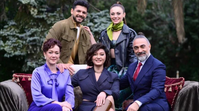Kübra Doğru Ünlü yazdı! Kanal D’nin yeni dizisi “Veda Mektubu” bu gece yayında!