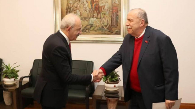 “Gizli Akşener dosyası” iddiasında bulunan Yaşar Okuyan’ın CHP ile ilişiği kesildi