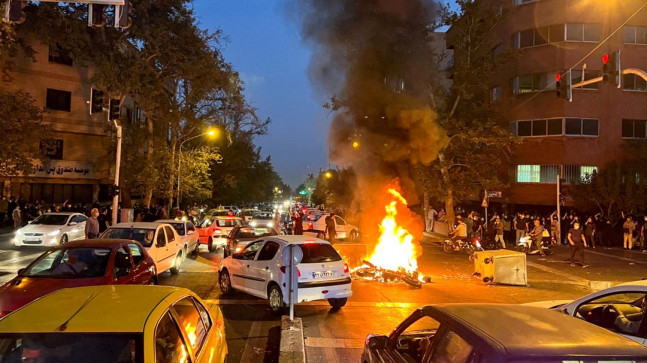 İran’da ölen protestocu sayısı 342’ye idam kararı verilenlerin sayısı 5’e çıktı – Son Dakika Dünya Haberleri
