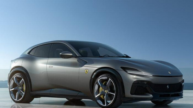Ferrari’nin ilk SUV’u: Ferrari Purosangue tanıtıldı! Arka kapıları geriye doğru açılıyor