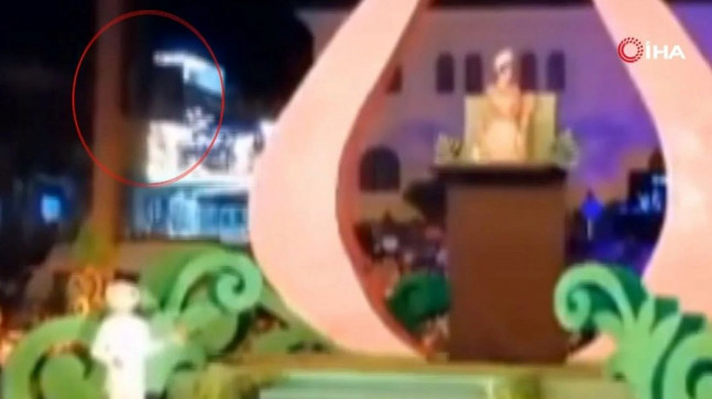 Meksika’da bir dansçı 15 metre yükseklikten düşerek hayatını kaybetti