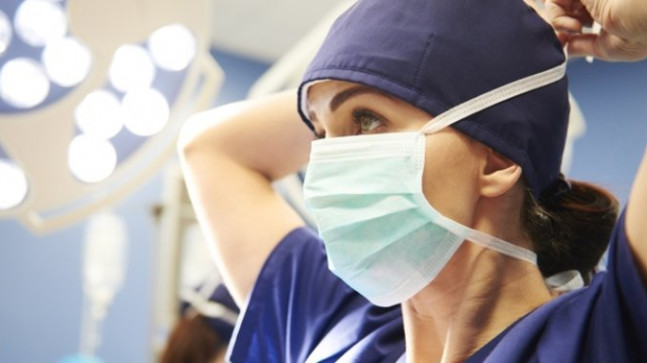 Polonya'da endişelendiren salgın: 15 günde 560 bin vaka