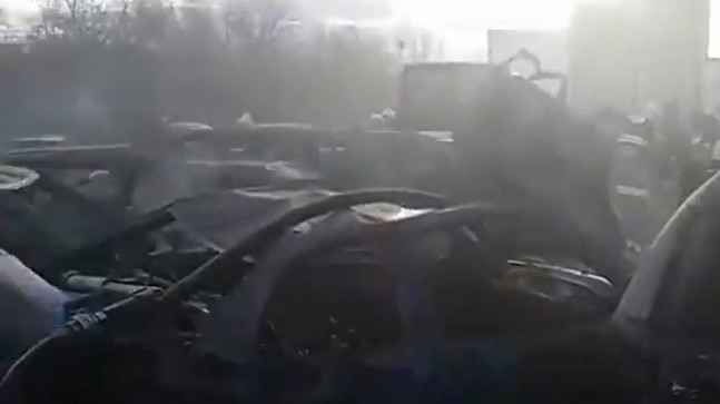 Macaristan’da zincirleme kaza: 42 araç birbirine girdi