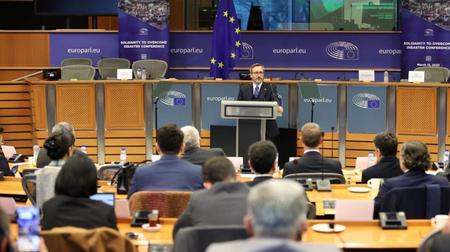 Avrupa Parlamentosu’nda Afet Paneli | Altun: 11 ilimizin yeniden inşa ve ihya çalışmalarını var gücümüzle sürdürüyoruz – Son Dakika Dünya Haberleri