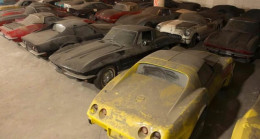 Corvette marka arabalar çürümeye terkedilmiş halde bulundu 🚗