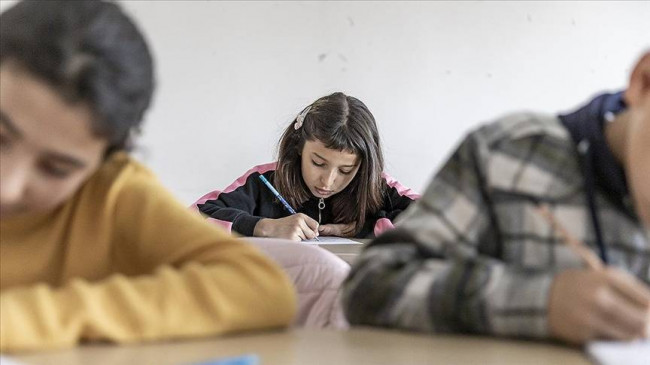 Deprem bölgesindeki 4 ilde eğitim kademeli olarak başlıyor