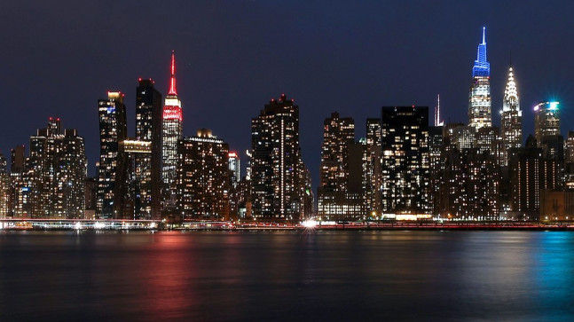 Empire State binası depremzedeler için kırmızı beyaz renklerle ışıklandırıldı – Son Dakika Dünya Haberleri