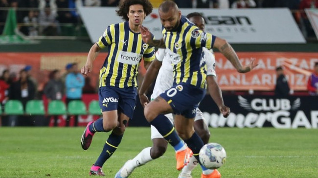 Fenerbahçe maçı sonrası olay sözler! Kırmızı kart ve iptal edilen gol…