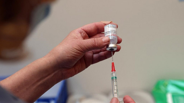 Flaş karar: Kovid-19 aşısı mağdurlarına tazminat ödenecek! Ömür boyu temel emekli maaşı alacaklar