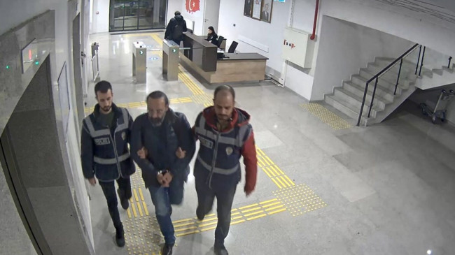 Hatay’da depremde yıkılan apartmanın fen işleri sorumlusu yakalandı – Son Dakika Türkiye Haberleri