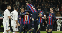 Kral Kupası’nda Real Madrid’i deplasmanda yenen Barcelona final için avantaj sağladı