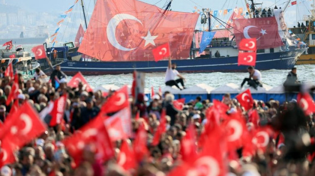 Başkan Recep Tayyip Erdoğan’ın İzmir mitingi Batı’yı panikletti! Rakiplere korku veren hırçın bir performans