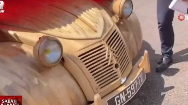 Ahşap otomobil rekor fiyata satıldı! Herkes bu arabayı konuşuyor