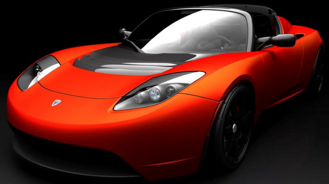 Çin’de terk edilen Tesla Roadster’lara 2 milyon dolarlık teklif
