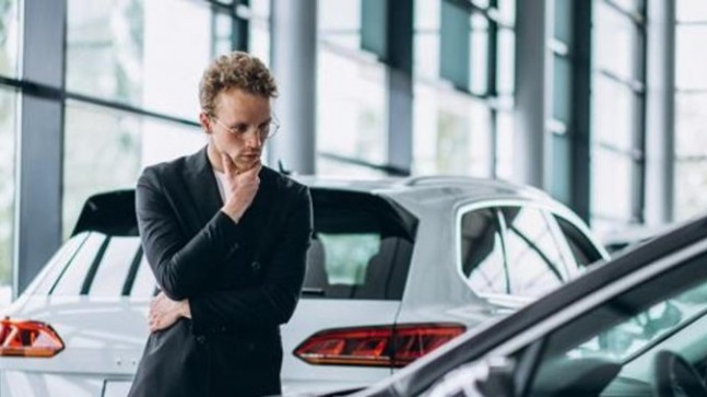 Otomobil alım satım sitelerinin oto ekspertiz hizmeti vermesinin etik olmayan yönleri