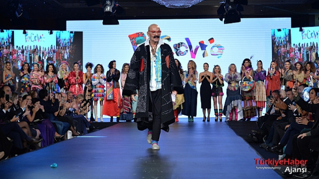 Thalia Natural Beauty Openstage Awards’ta Sürprizler Geçidi – Magazin