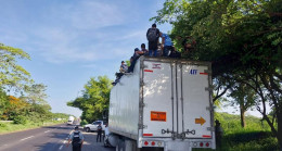 Meksika’da terk edilmiş bir kamyonda 148 düzensiz göçmen bulundu – Son Dakika Dünya Haberleri
