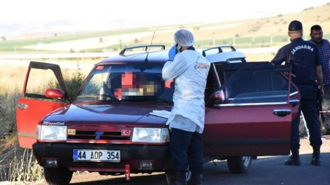 Sivas’ta feci olay: Otomobilde silahla vurulmuş kadın ve erkek cesedi bulundu – Son Dakika Türkiye Haberleri
