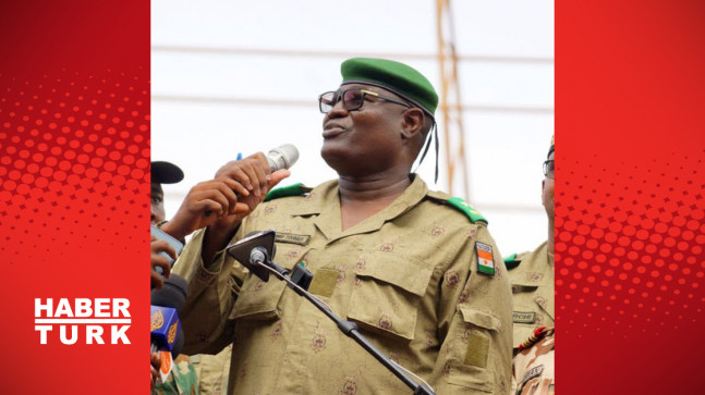 Nijer’de 3 yıl içinde sivil yönetime geçiş tamamlanacak