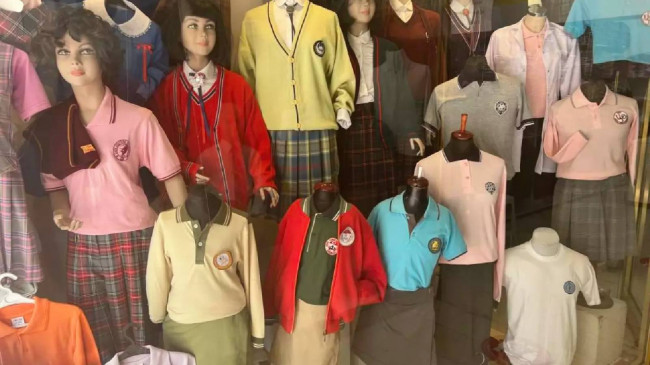 Yeni eğitim öğretim yılında okul kıyafetleri değiştirilmeyecek