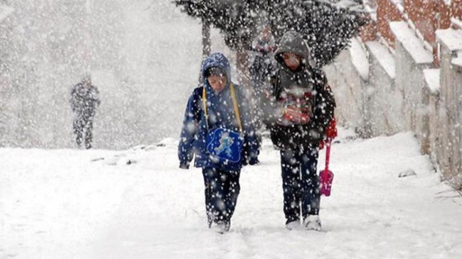 BUGÜN OKULLAR TATİL Mİ? 8 Aralık Cuma İstanbul, Ankara, Antalya, Bursa, İzmir bugün okul var mı, kar tatili mi? Meteoroloji’den uyarı!
