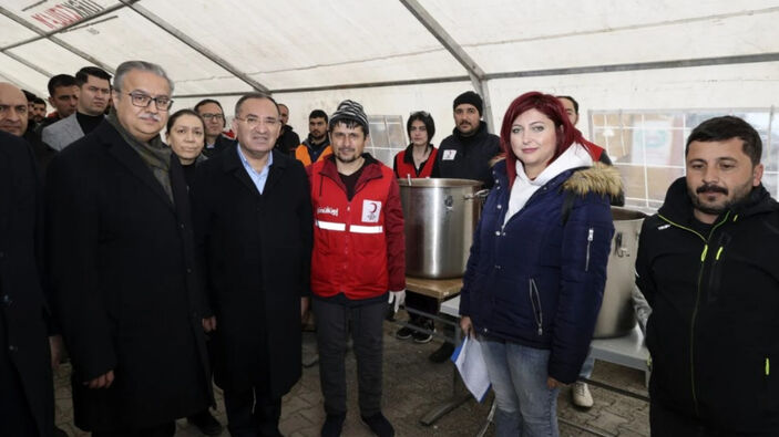 Bekir Bozdağ: Devlet, bütün imkanları ile ülkemizin her yerinde seferber