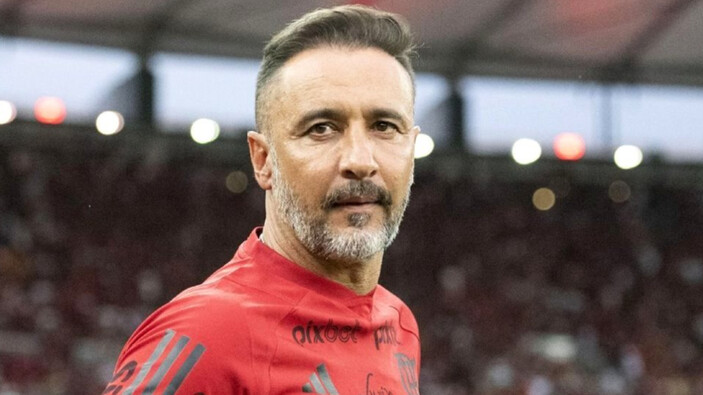 Flamengo tribünleri Vitor Pereira'a eşek diye bağırdı