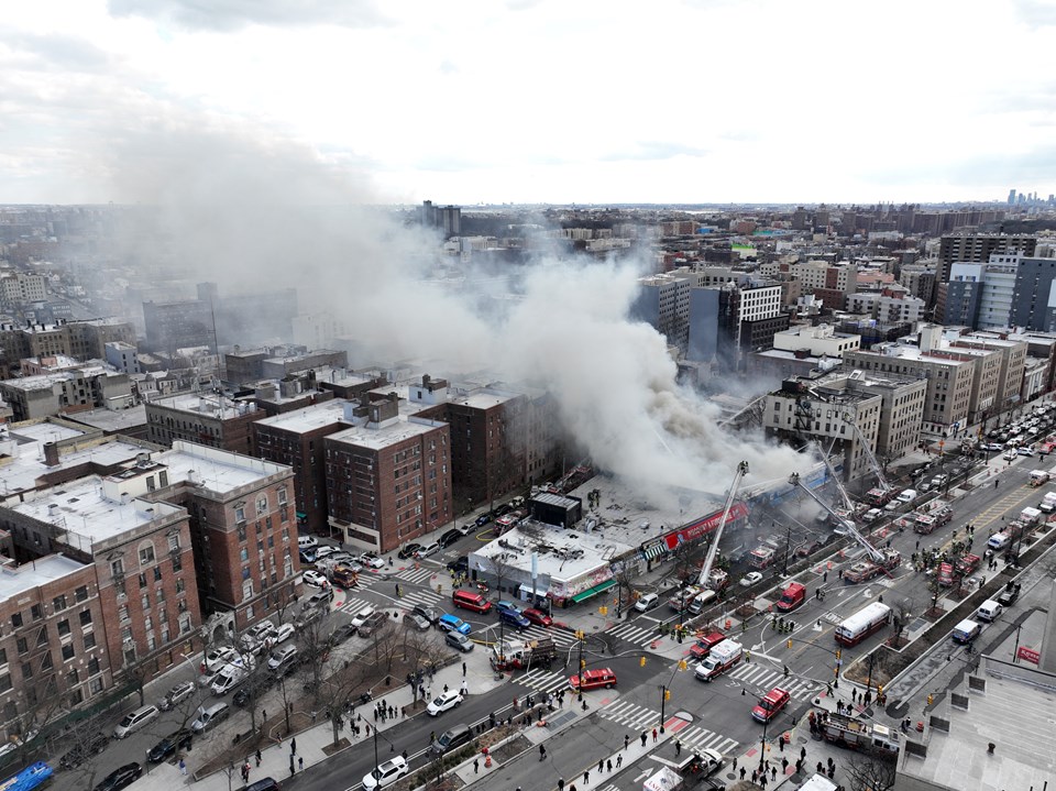 New York'ta süpermarkette yangın: 7 yaralı - 1