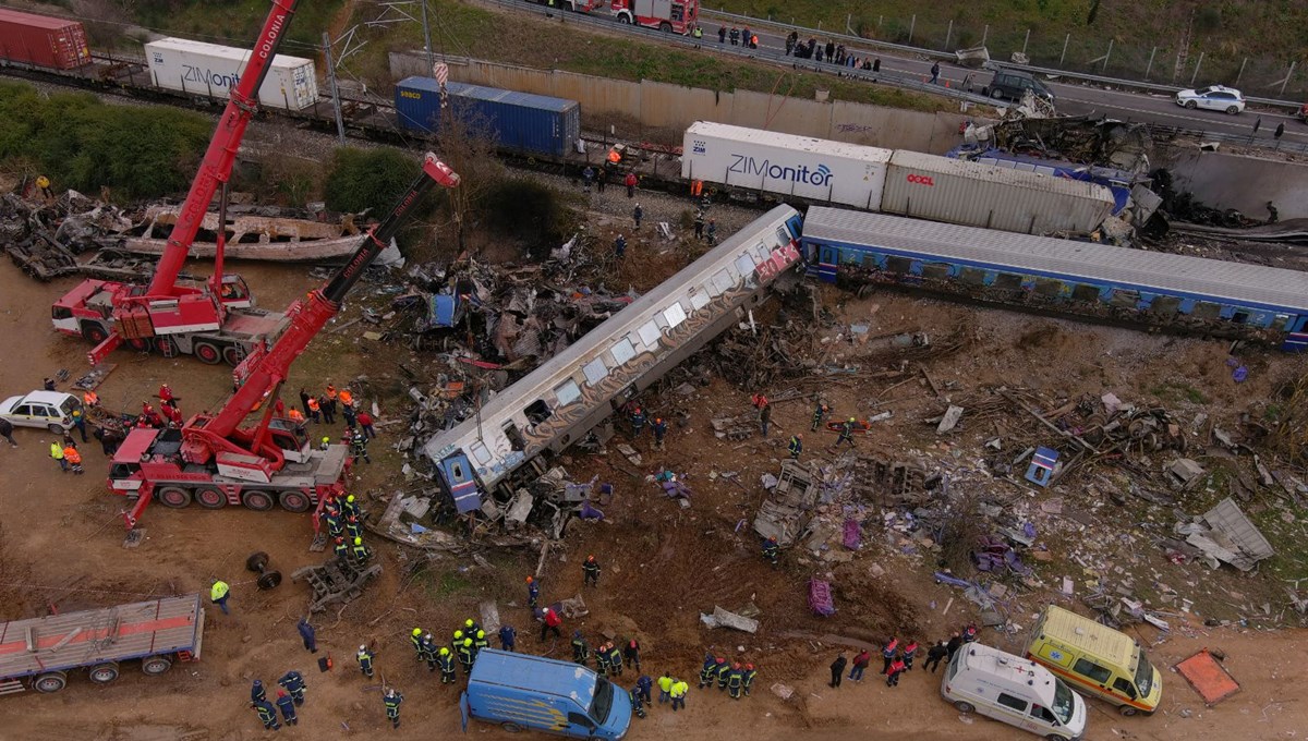 Yunanistan'daki tren kazasında son durum: Can kaybı 46'ya yükseldi