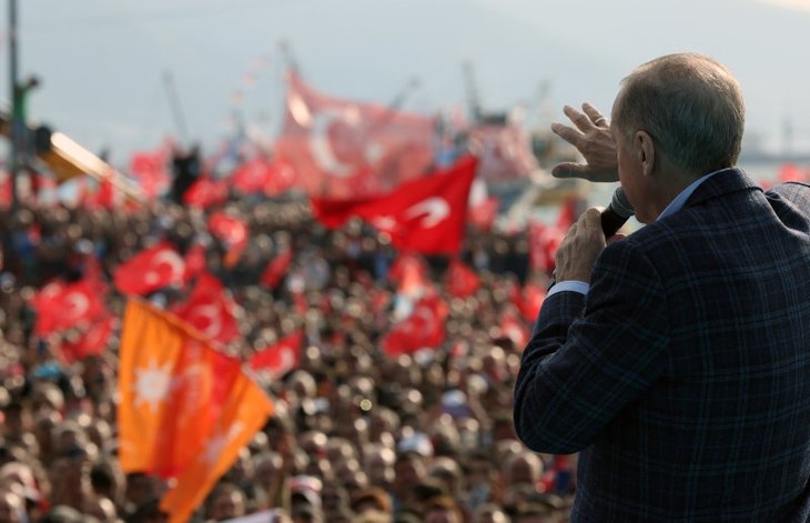 Başkan Recep Tayyip Erdoğan’ın İzmir mitingi Batı’yı panikletti! Rakiplere korku veren hırçın bir performans