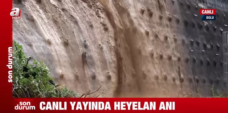 A Haber canlı yayınında heyelan anı! Oluk oluk şelale gibi aktı